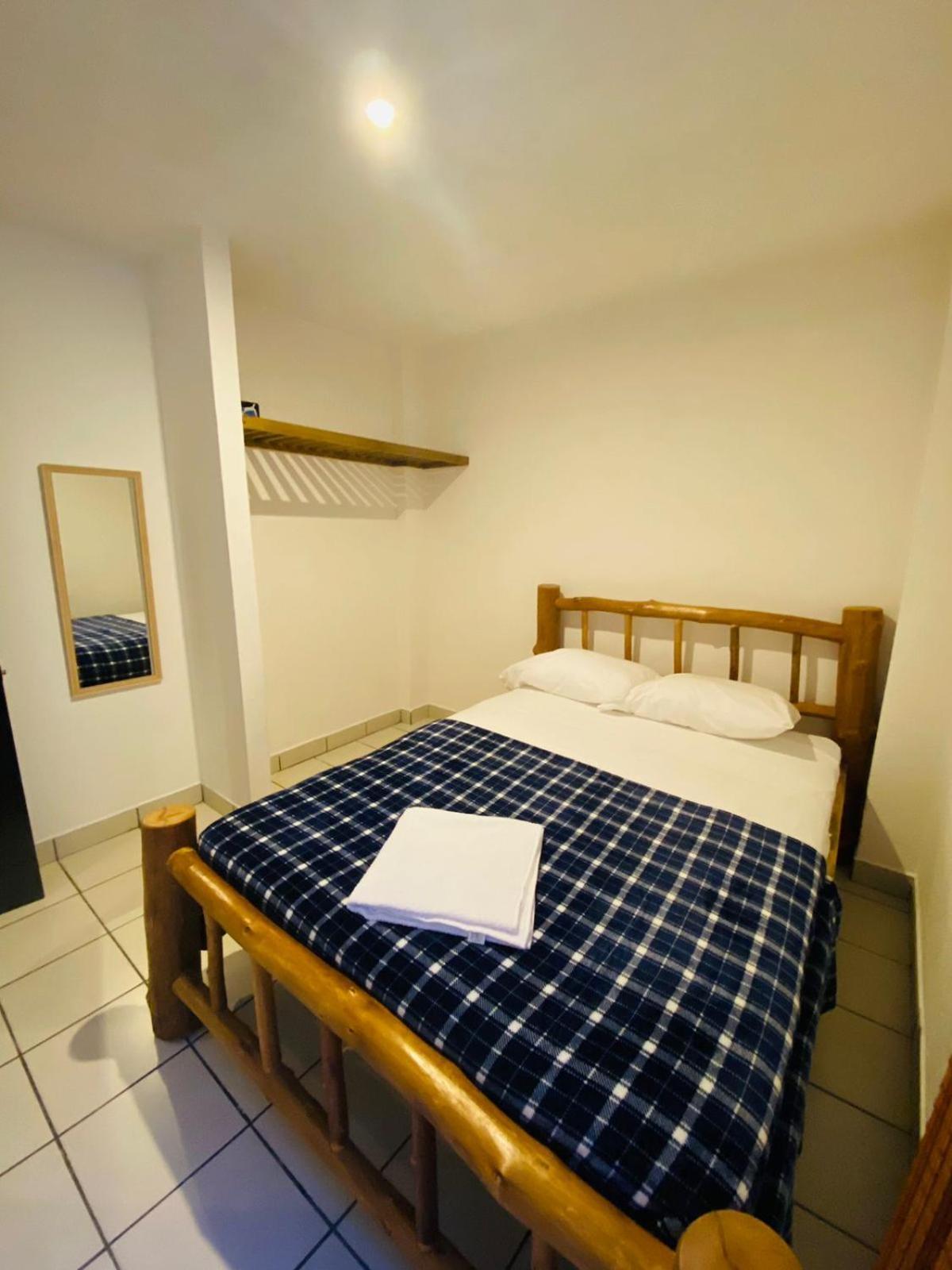 Hostal 17-52 Гватемала Экстерьер фото