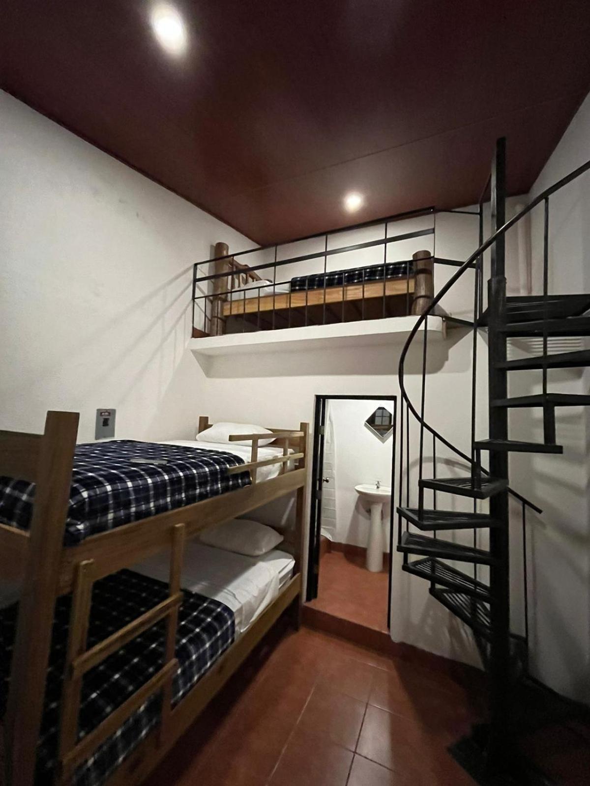 Hostal 17-52 Гватемала Экстерьер фото