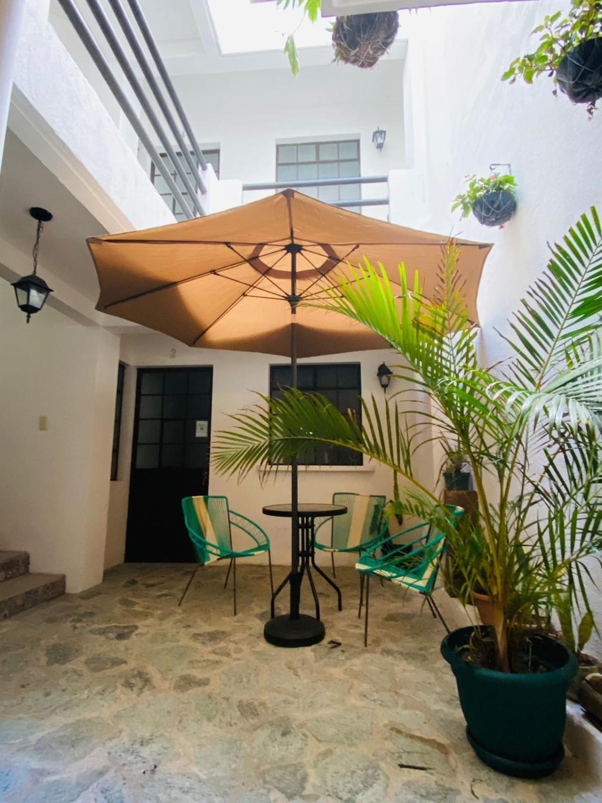 Hostal 17-52 Гватемала Экстерьер фото