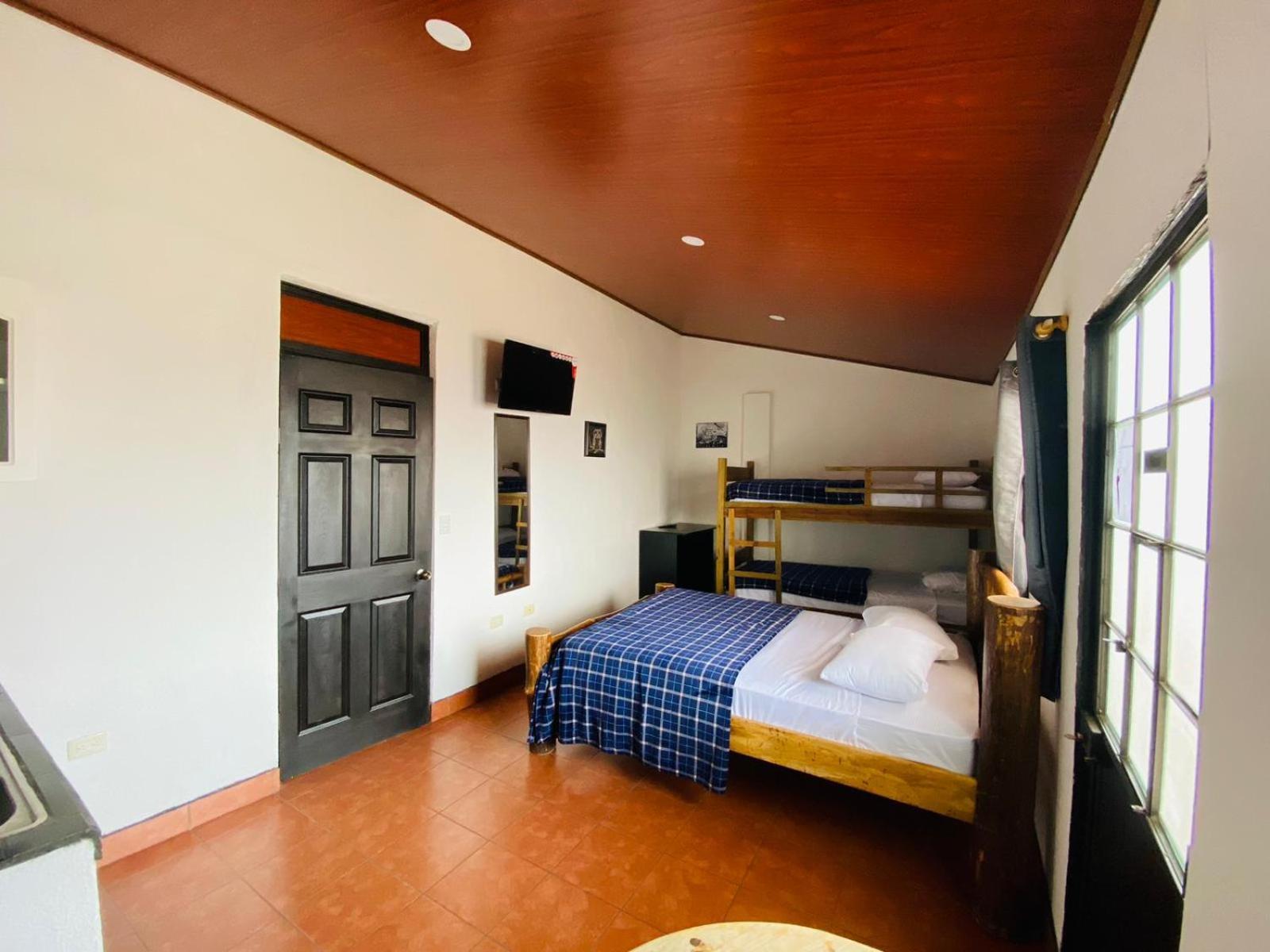 Hostal 17-52 Гватемала Экстерьер фото